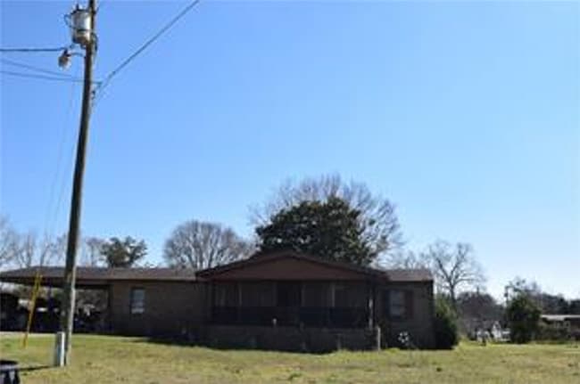 Building Photo - 104 Cherry Ct