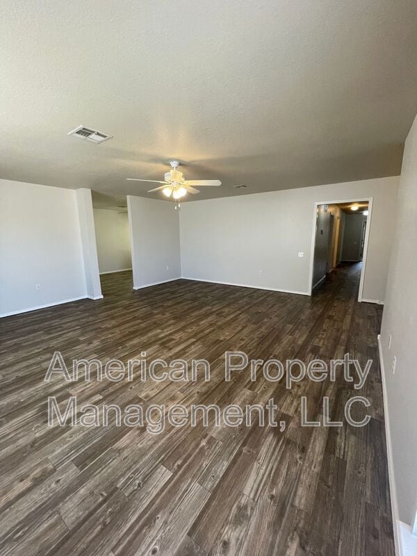 Building Photo - 12946 E 31st Ct