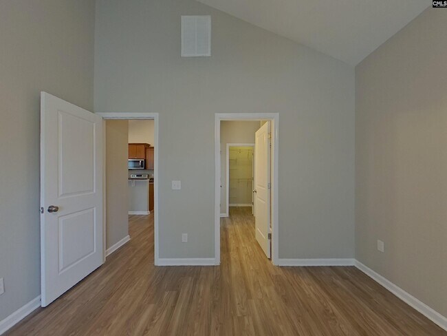 Building Photo - 133 Brewers Oak Ln