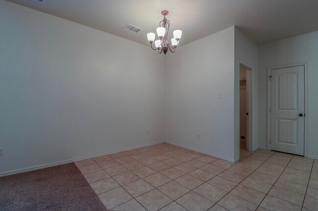 Building Photo - 9806 Avenue W