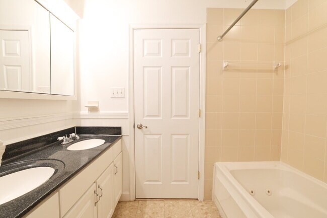 Building Photo - Welcome Home