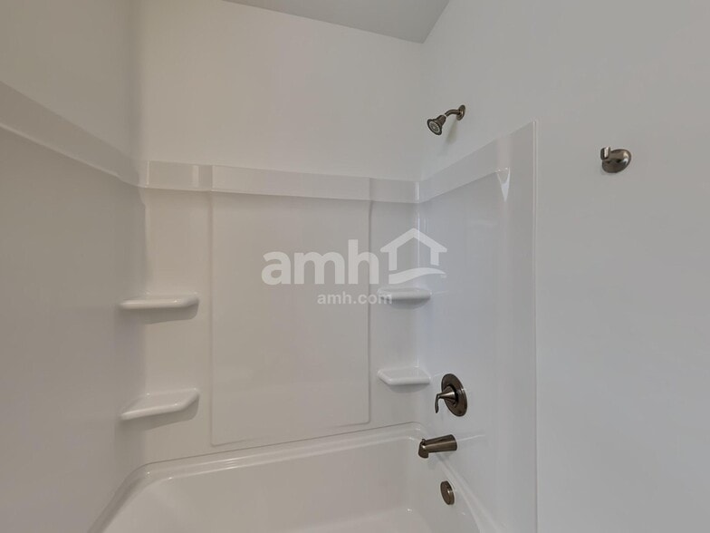 Building Photo - 6011 Rosemore Ln