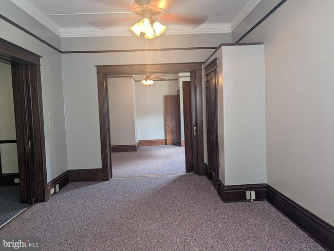 Building Photo - 233 E Pitt St