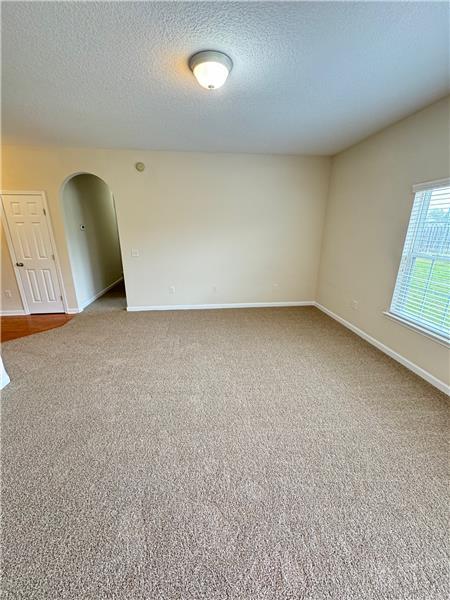 Building Photo - 260 Red Oak Dr