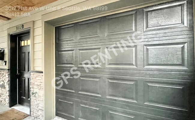 Building Photo - 3012 21st Ave W