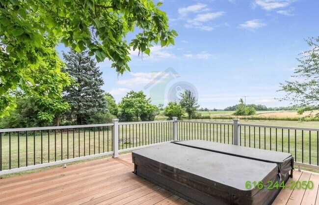 Building Photo - Zeeland Gem! Gorgeous 2 Bed/2 Bath Single-...