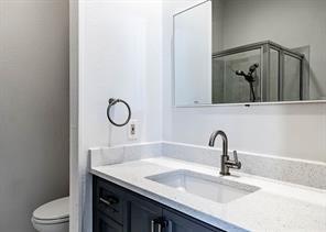 Building Photo - 10432 High Hollows Dr