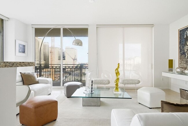 Building Photo - 550 Okeechobee Blvd