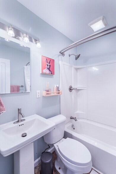 Building Photo - 5628 Welmering Dr