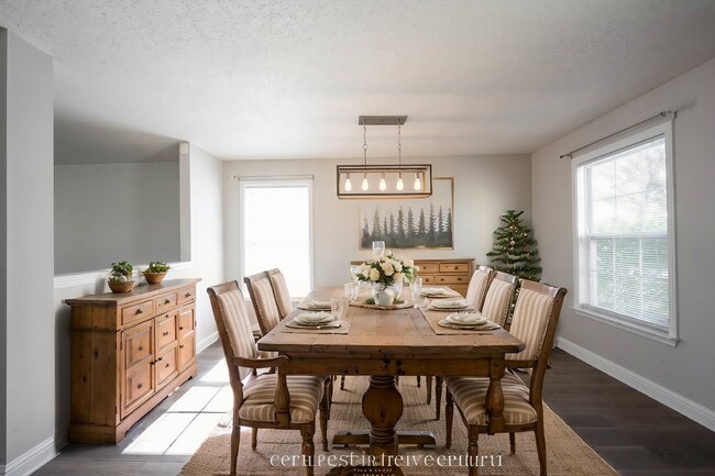 Building Photo - Charming 3-Bedroom Home with 2.5 Baths - Greenfield, IN!