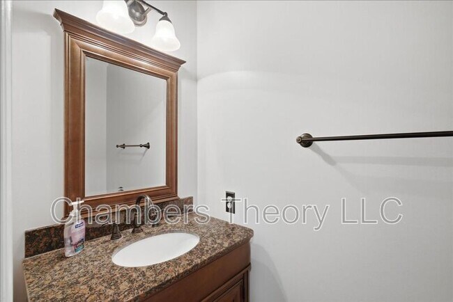 Building Photo - 6591 Zoysia Ct
