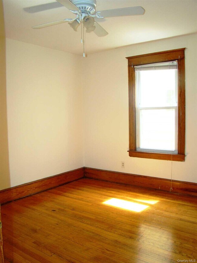 Building Photo - 2 Worrall Ave