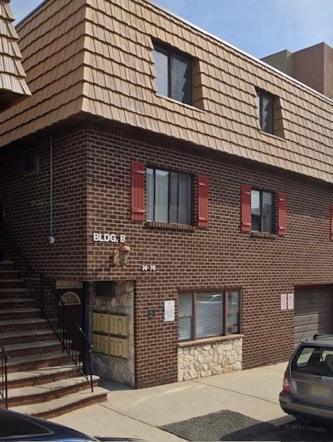 Building Photo - 78 69th St