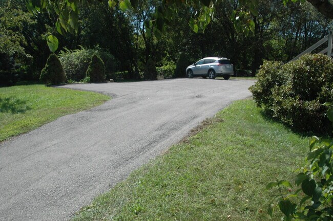 parking lot, 2 spots - 925 County Rte 29