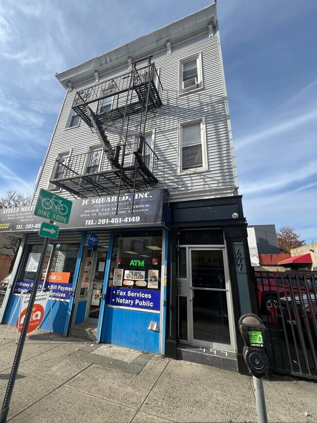 Primary Photo - 497 West Side Ave