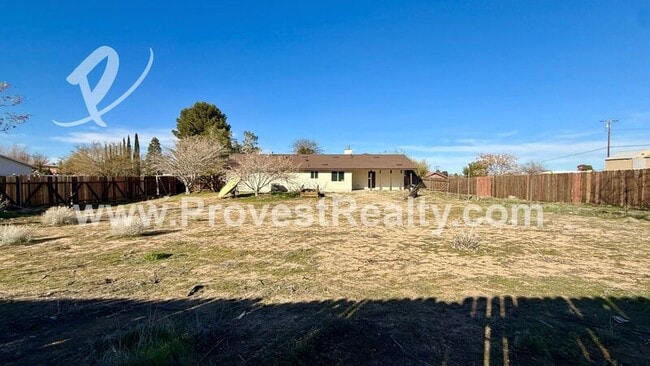 Building Photo - 16657 Kayuga St