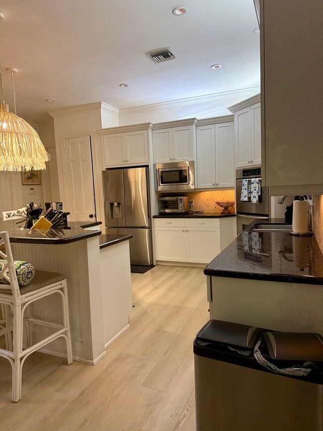 Building Photo - 1220 Indian Mound Trail