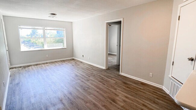 Building Photo - 8220 Troost Ave