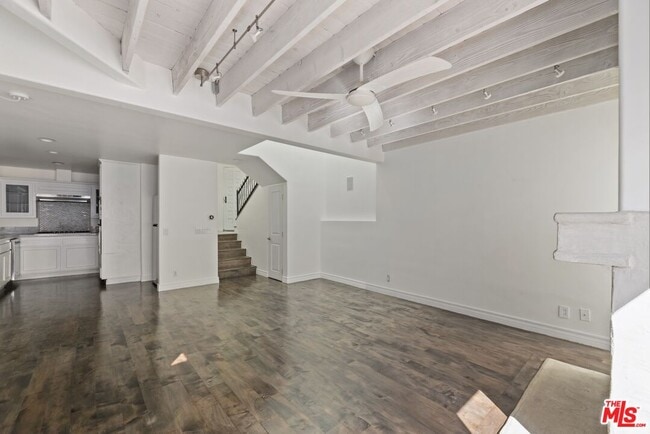 Building Photo - 29221 Heathercliff Rd