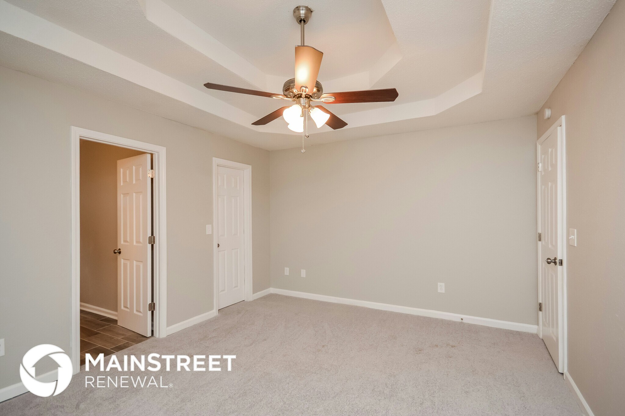 Building Photo - 722 Jockey Ln