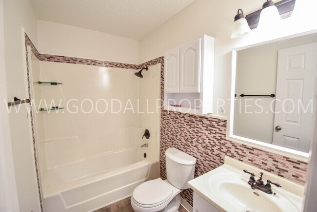Building Photo - Get half off your first month’s rent when ...
