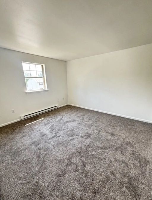 Building Photo - 447 Garland Cir