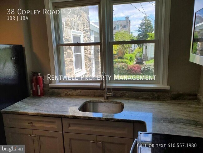 Building Photo - 38 Copley Rd