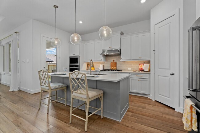 Building Photo - 10710 Verdant Hl