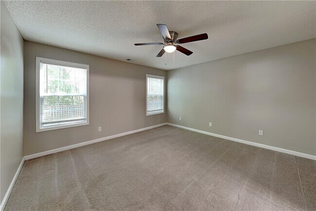 Building Photo - 100 Rosemont Ct