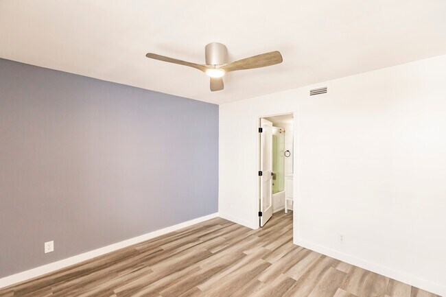 2nd Bedroom - 3901 S Flagler Dr