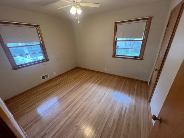 Building Photo - Updated 5-Bedroom Roseville Home with Yard...