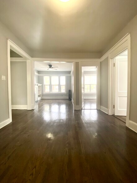 1251 Rosemont 3 bedroom - 6257 Lakewood