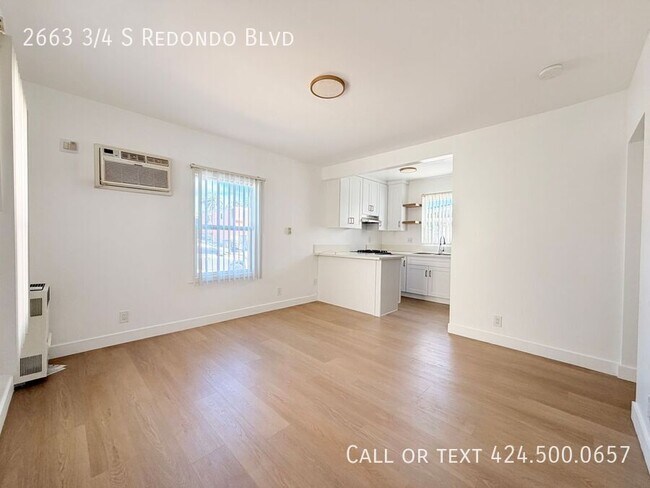 Building Photo - 2663 3/4-2664 Redondo Blvd