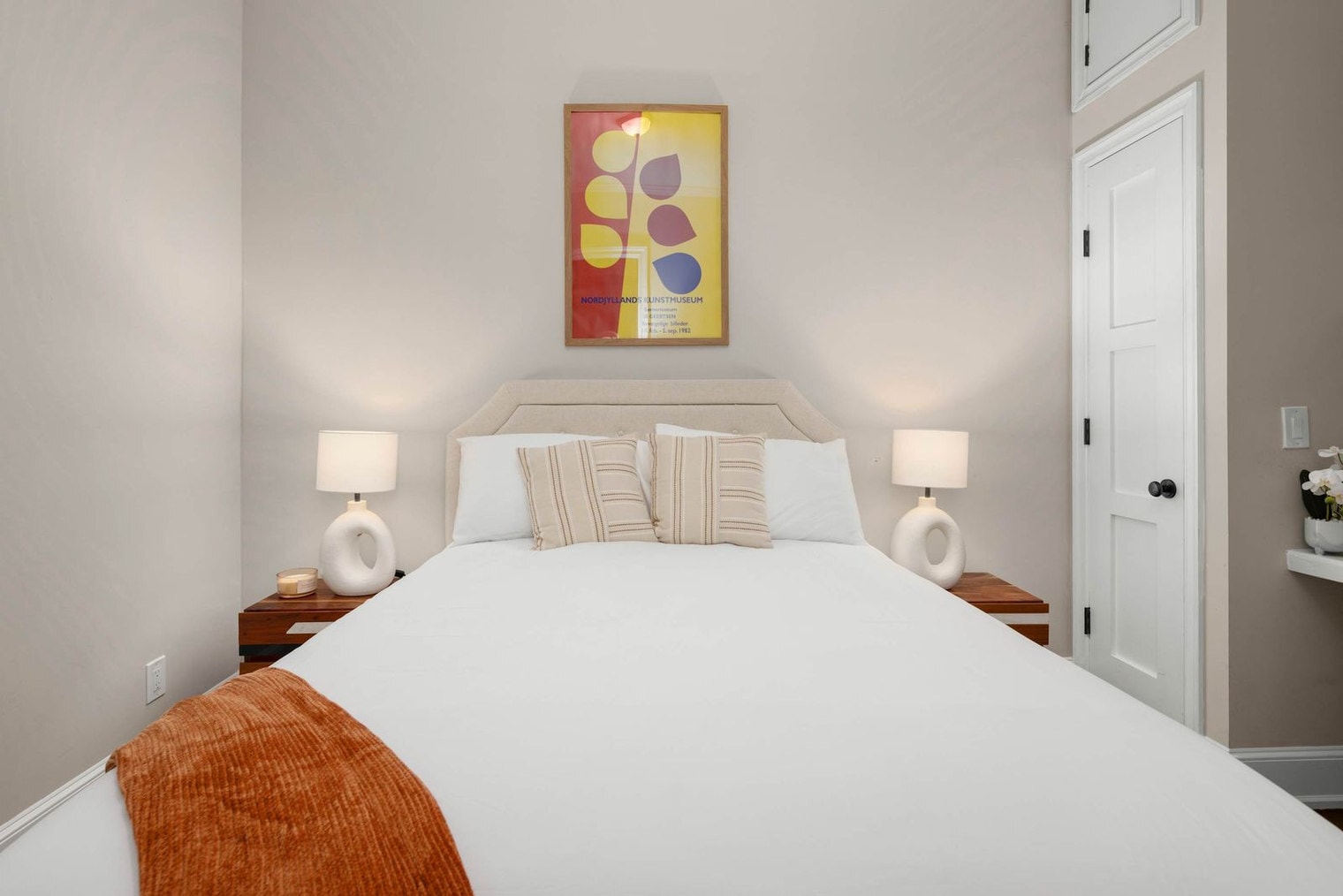 Building Photo - 49 W 16th St