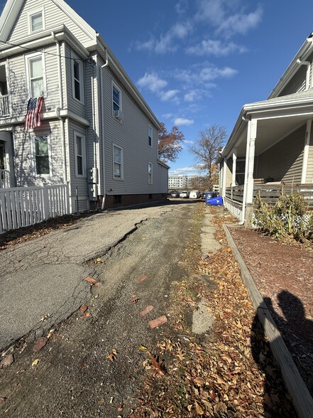 Building Photo - 36 Pratt St