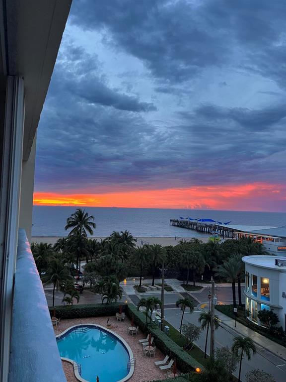 Building Photo - 305 N Pompano Beach Blvd