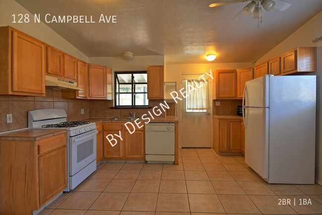 Building Photo - Sam Hughes 2 Bedroom 1 Bath Bungalow