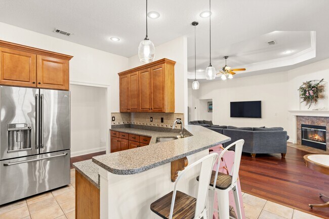 Building Photo - 2899 Chanterelle Cove