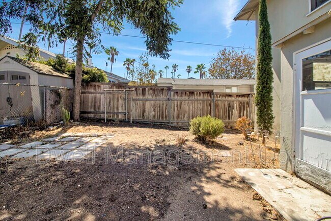 Building Photo - 4833 Cypress St