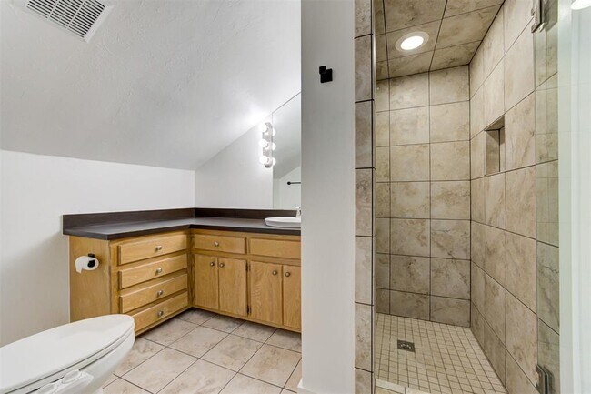 Building Photo - 6413 Centennial Ct