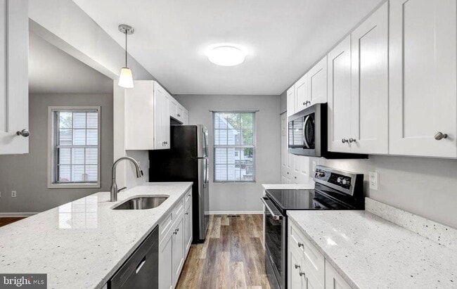 Building Photo - 3629 10th St