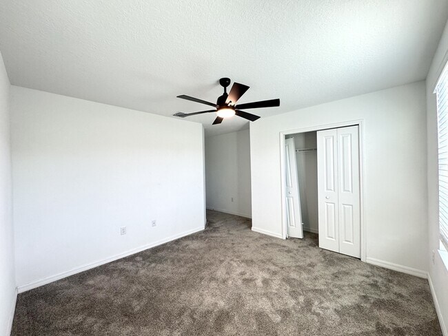 Building Photo - 5442 Limestone St
