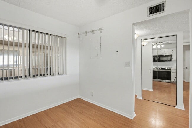 Building Photo - 8030 Hampton Blvd