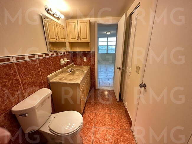 Building Photo - 15600 NW 7th Ave