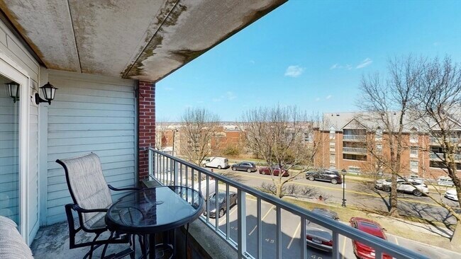 Building Photo - 100 Boatswains Wy