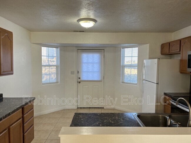 Building Photo - 333 Spring Creek Pkwy