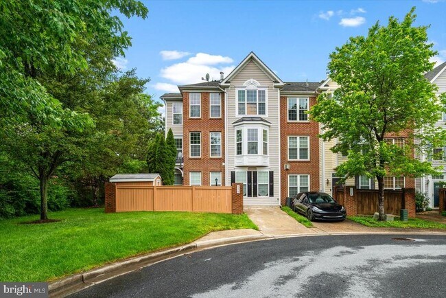 Building Photo - 116 Whiskey Creek Cir