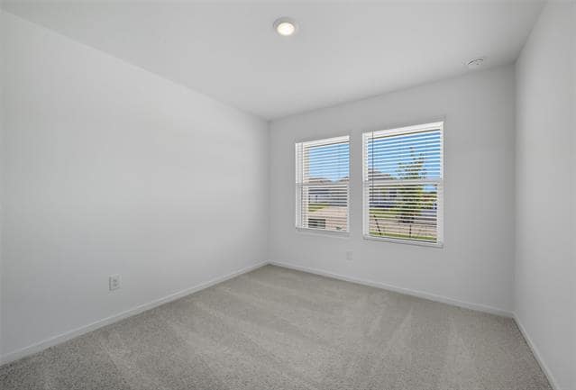 Building Photo - 638 Montclair Ave