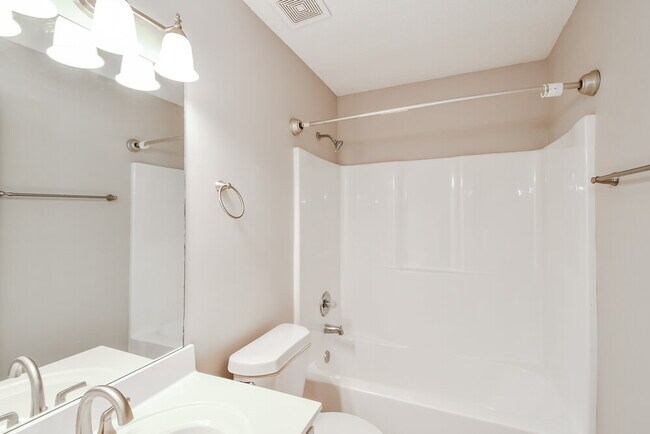 Building Photo - 7776 Gosbrook Ln