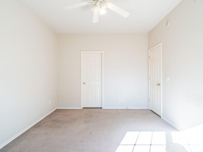 Building Photo - 3007 SW Amberwood Ave